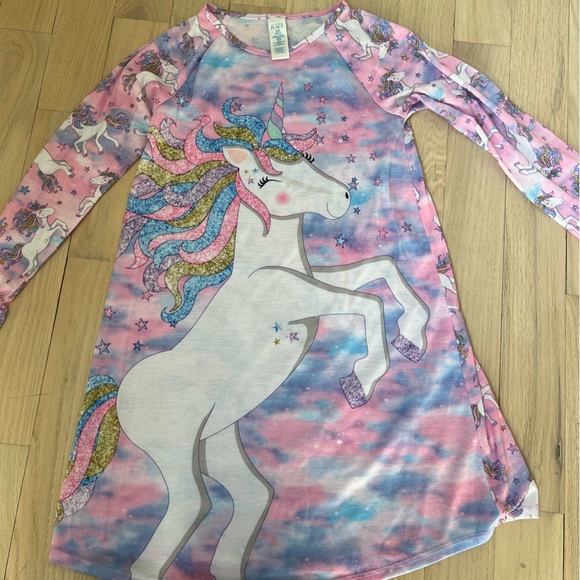 4 Girls Size 10/12 Nightgowns- The Children’s Place and Cat and Jack bundle - Picture 2 of 7